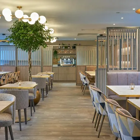 ホテル The Johnstown Estate 4*