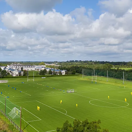 The Johnstown Estate 4* エンフィールド