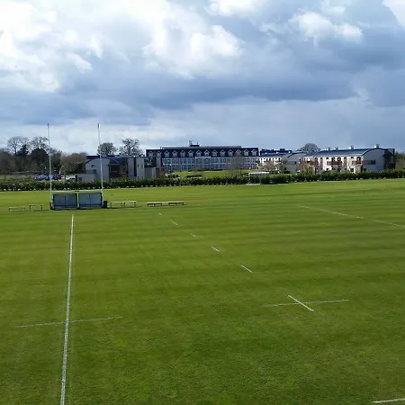 The Johnstown Estate エンフィールド