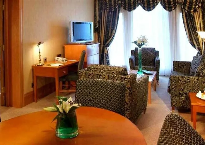 Hotel The Johnstown Estate Enfield